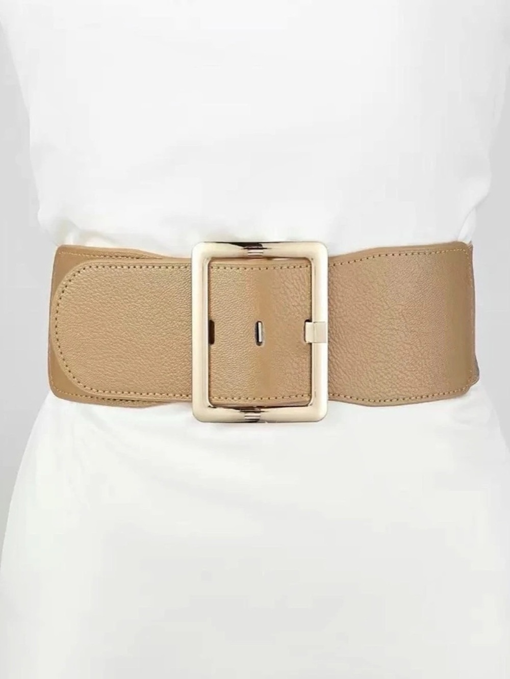 Wide Waist Belt in Brown Size 90 Like New
